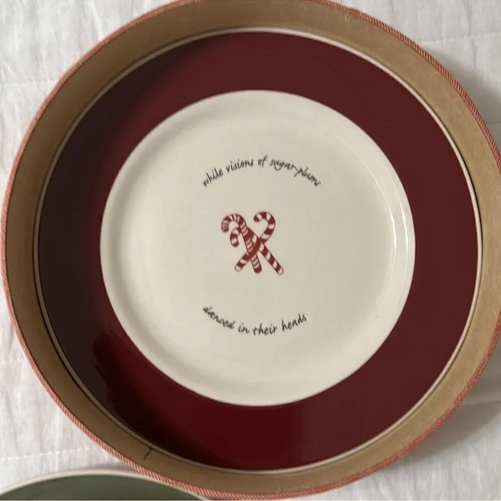 Eddie Bauer Set of 4 White Green Burgundy Holiday Plates in a Vintage Gift Box